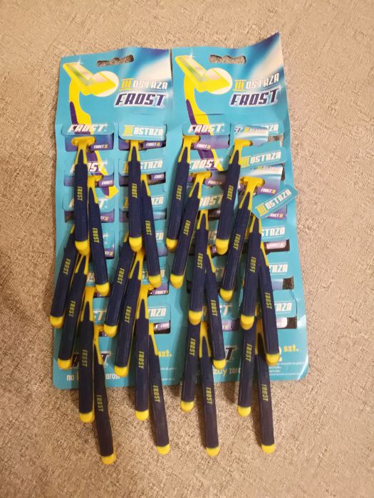 III ostrza FROST golarka jednorazowa 24 szt