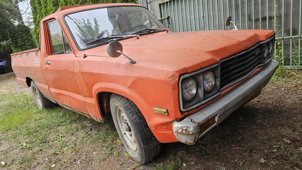 Mazda b1600 pick up 1980rok Dokumentacja Transport ładny stan Okazja