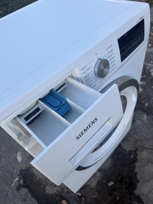 Пральна машина Siemens WM14N281