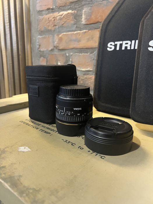 Sigma AF 15mm f/2.8 EX DG Fisheye для Canon