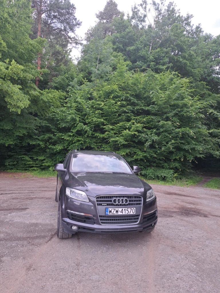 Sprzedam Audi Q7