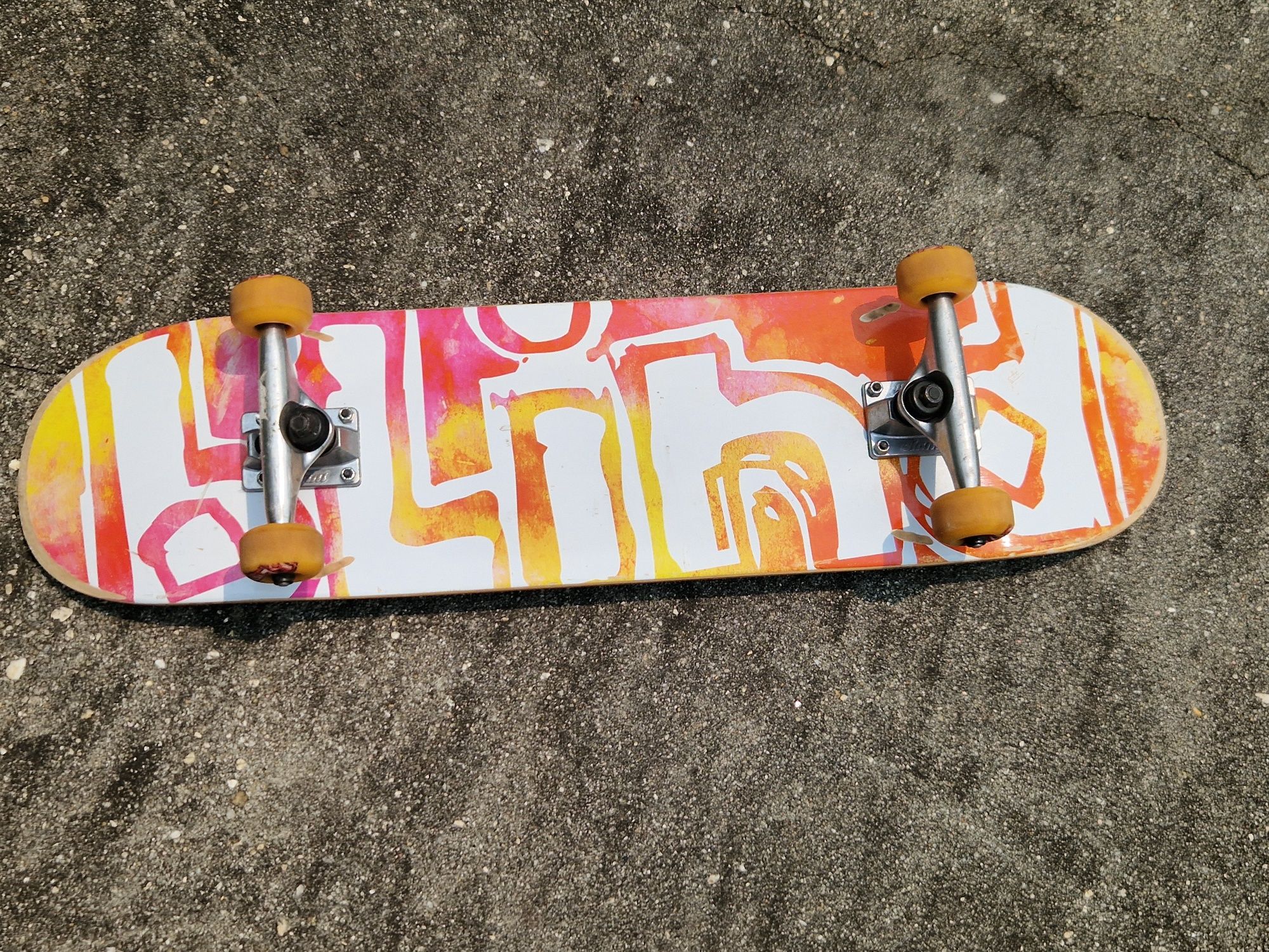 Skate usado profissional.
