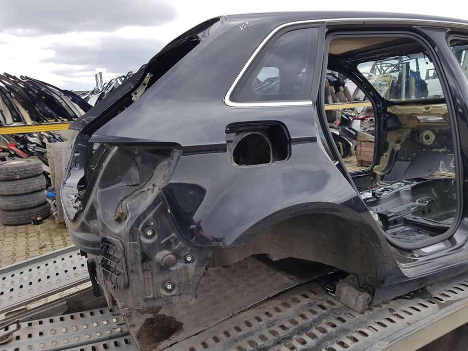 AUDI A3 8V BŁOTNIK ĆWIARTKA PRAWA TYŁ SPORTBACK 5D LZ9Y