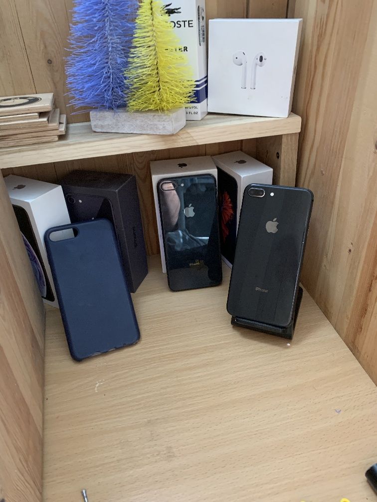Продам два iphone/айфон 8 plus/+|64gb| ЛОТ