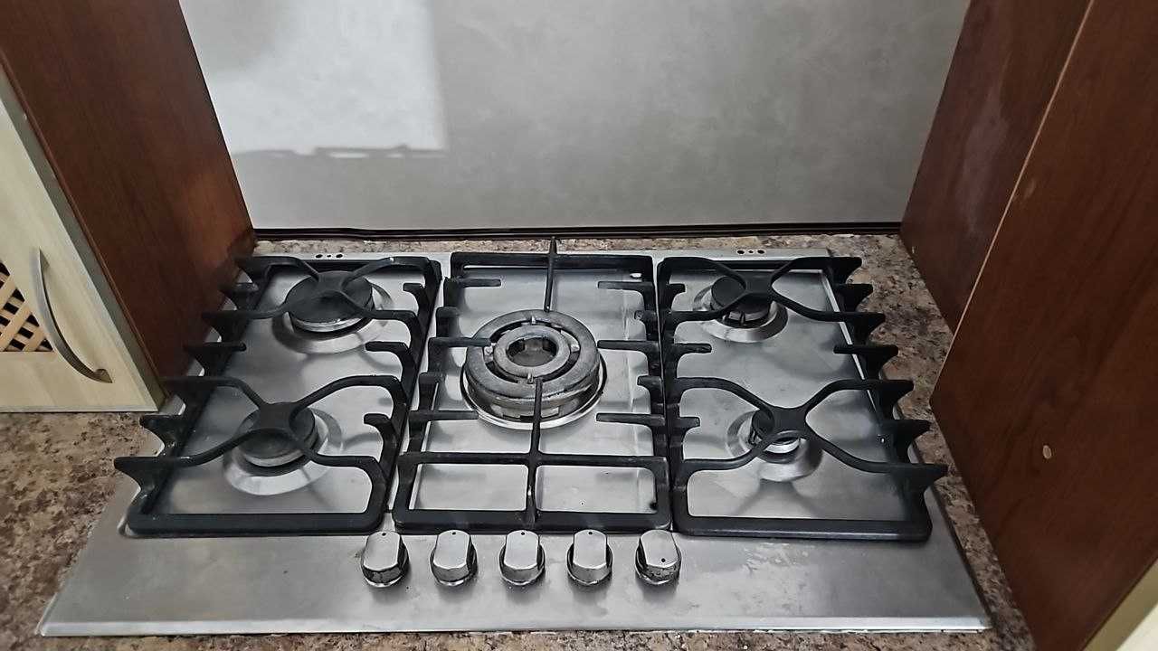 Кухонка для вашої кухні в ідеальному стані.