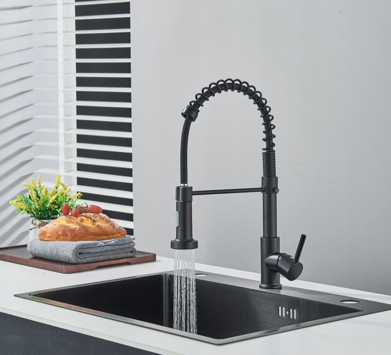 Bateria kuchenna zlew wyciągana wylewka czarny mat