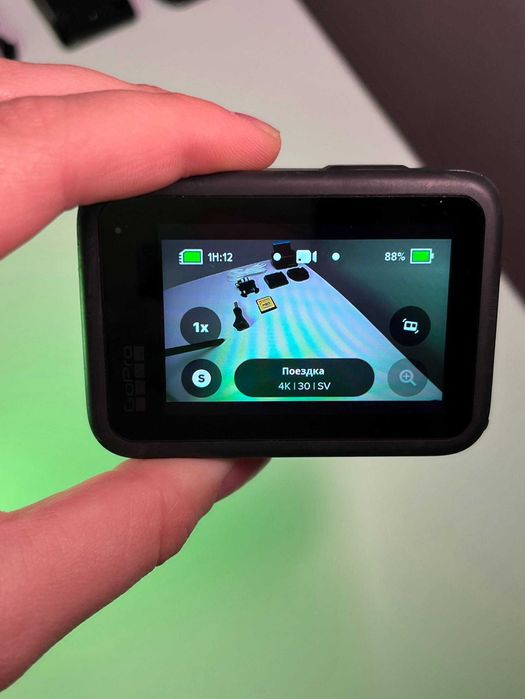 Екшн-камера GoPro Hero 9 з зарядною станцією