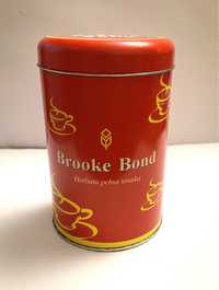 Stara puszka po herbacie Brooke Bond
