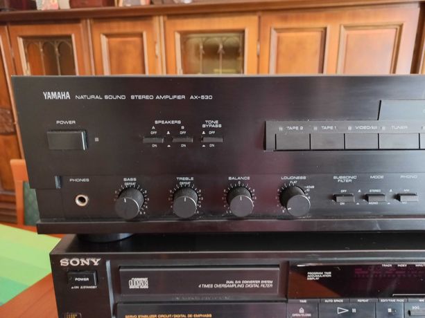 wzmacniacz yamaha ax-530  sony cdp-270