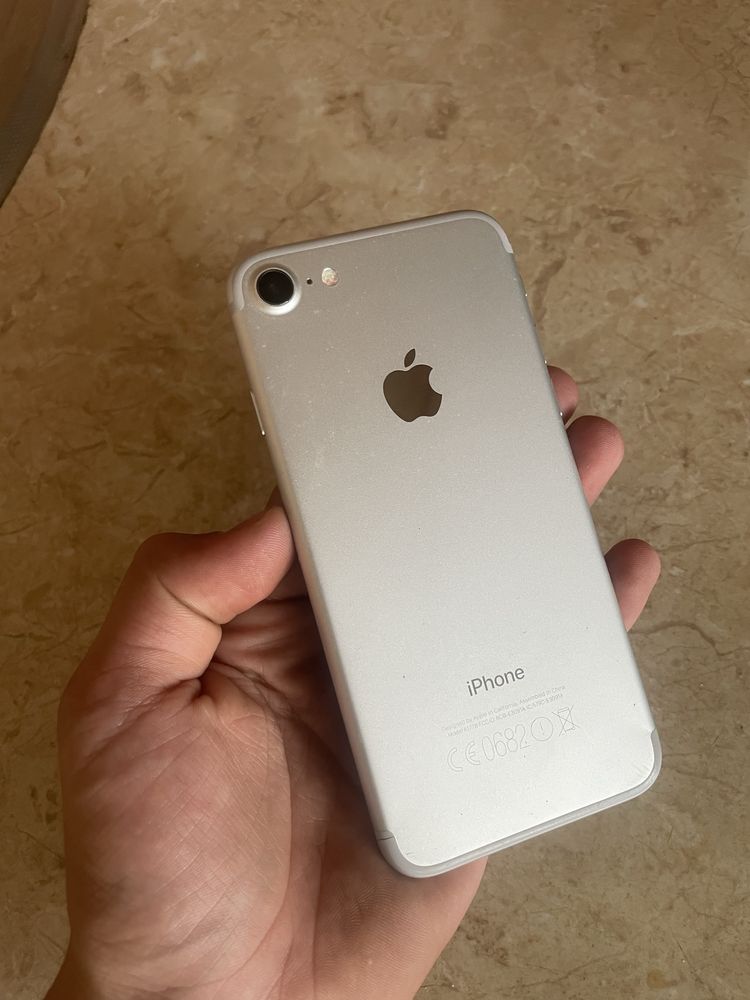 iPhone 7 32 gb Айфон 7 32 гб silver
