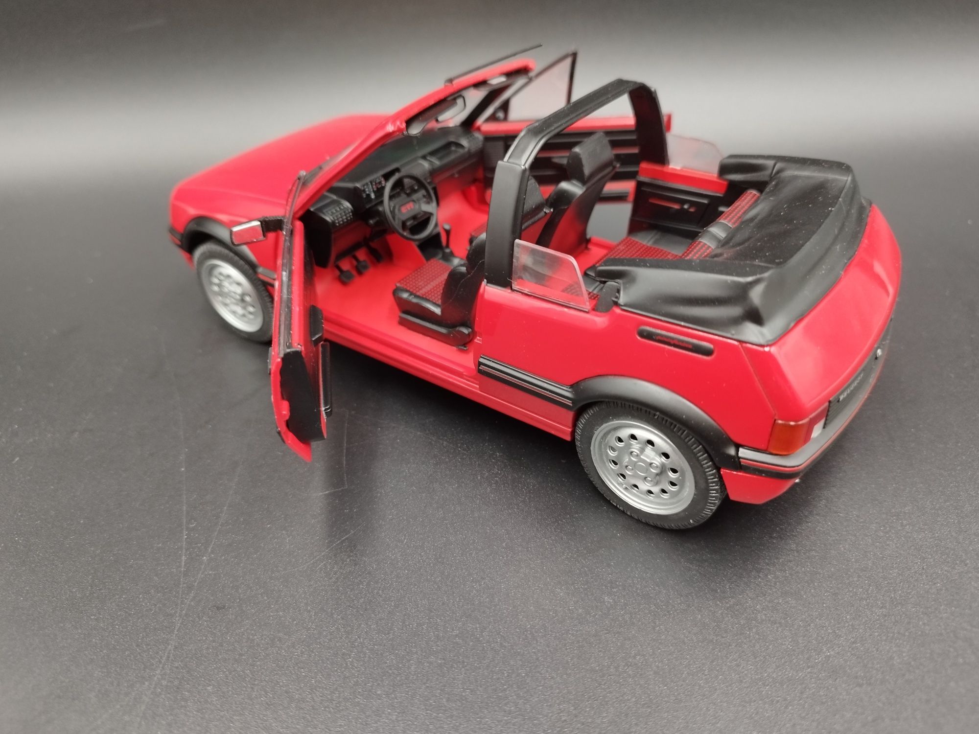 1:18 Solido 1989 Peugeot 205 CTI Mk. Red model nowy