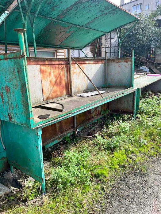 Металеві торгові кіоски