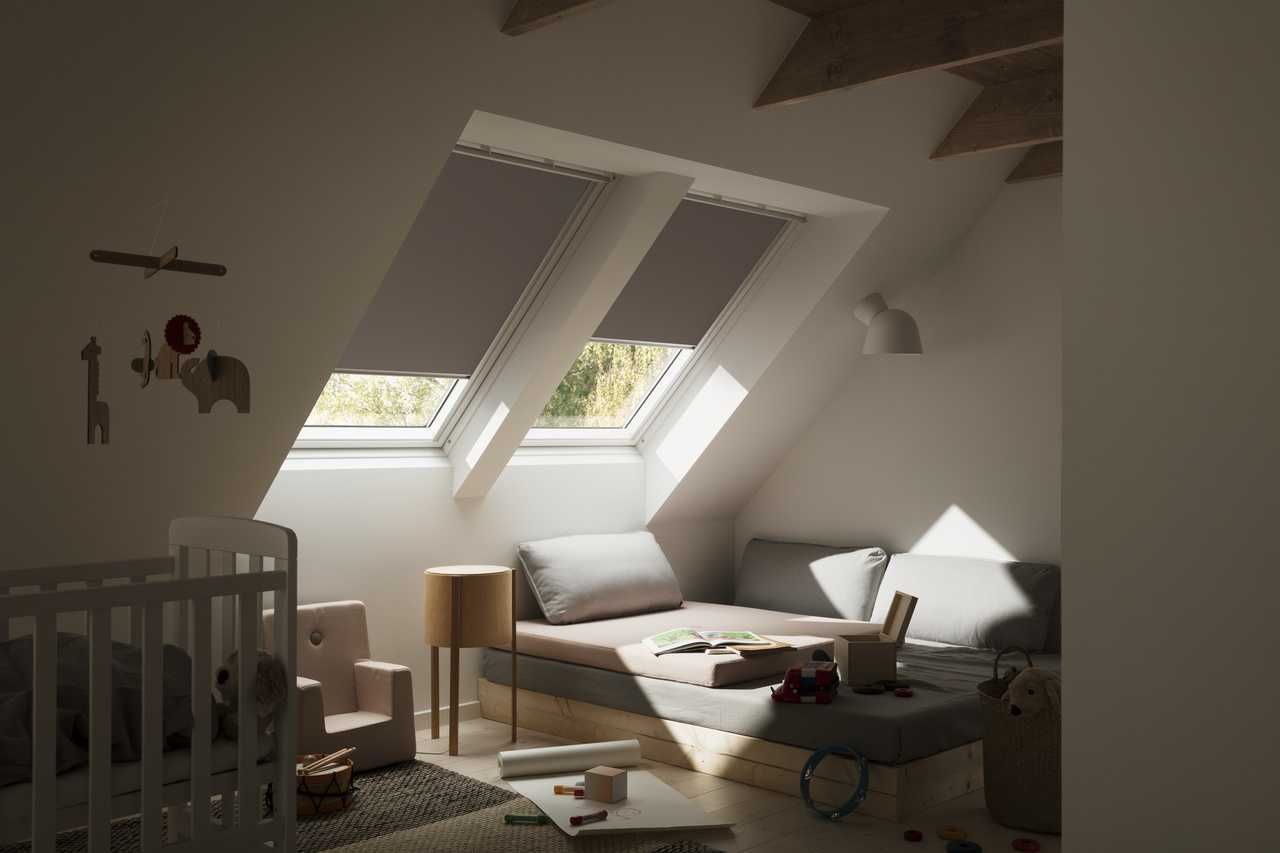 Oryginalna Roleta do okna dachowego VELUX zaciemniająca DKL MK10 1025