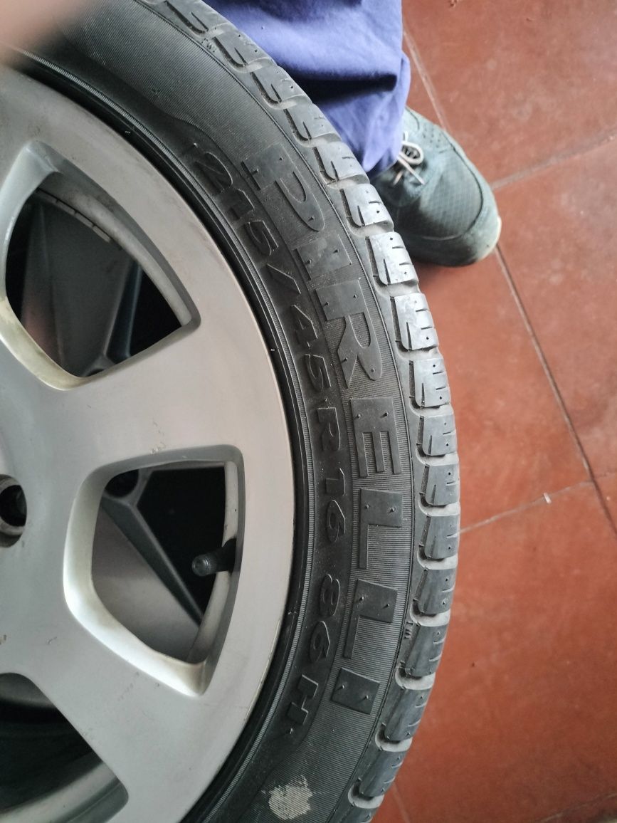 Pneus Pirelli + jantes BMW 16''