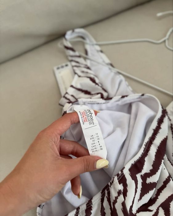 Купальник суцільний