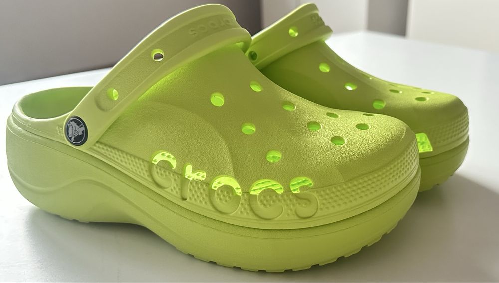 Сабо crocs classic bae clog w