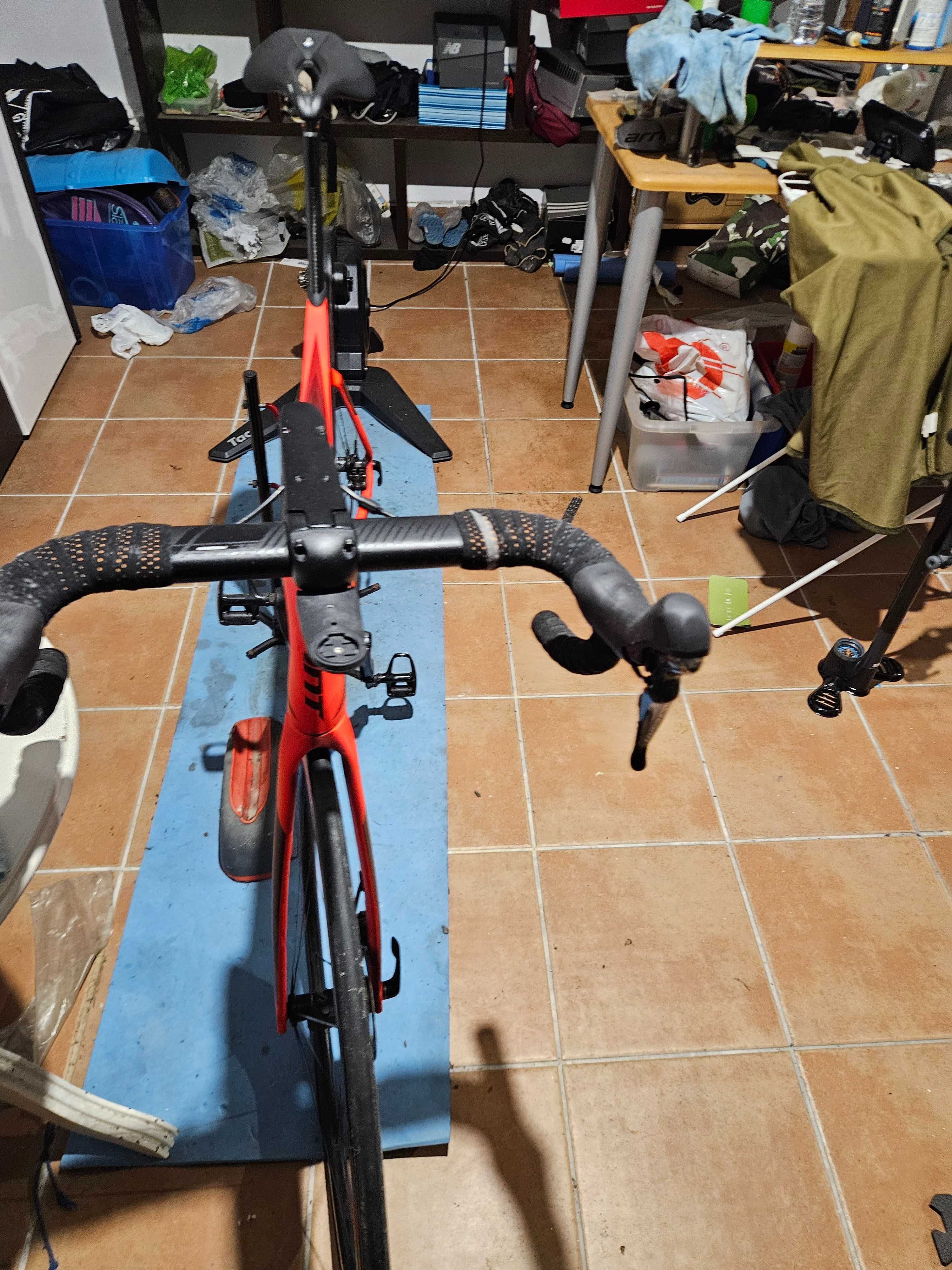 Bicicleta de estrada de GIANT PROPEL.