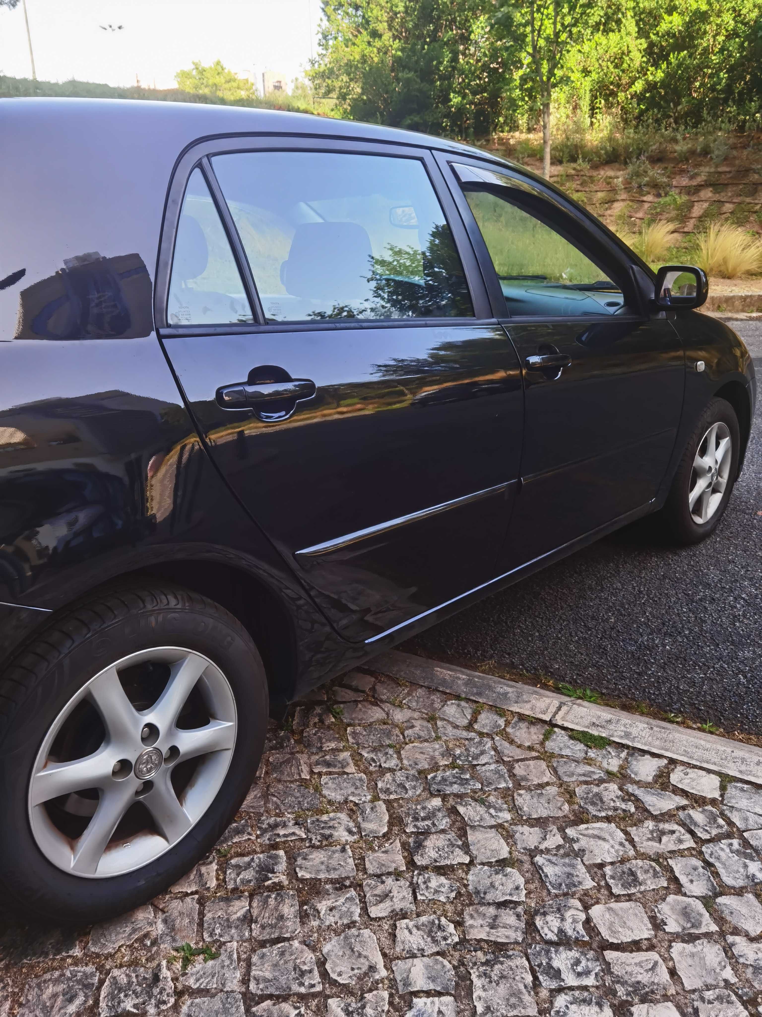 Toyota corllra. Dezel . Caixa automática