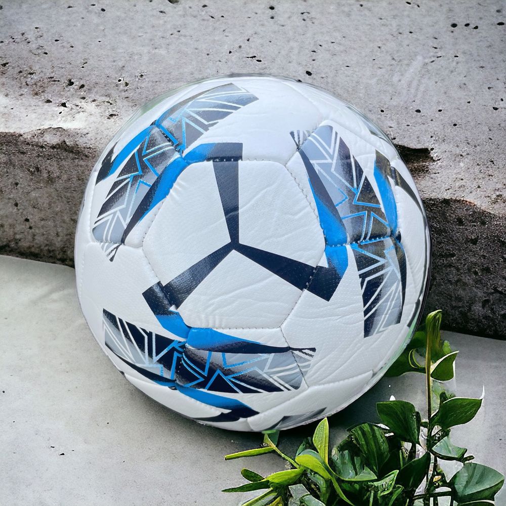 Футбольний мяч розмір 5 вага 400+ грамів розпродаж