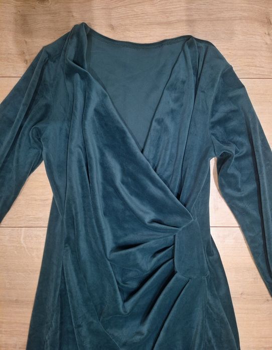 Sukienka welurowa r. M-L