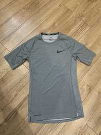 Футболка Nike dri fit р. S