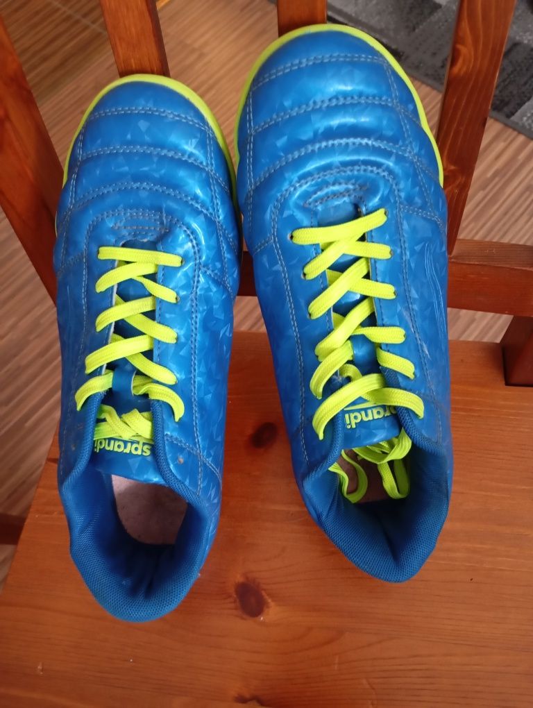 Buty sportowe. Adidasy. Buty Sprandi. Bety męskie.