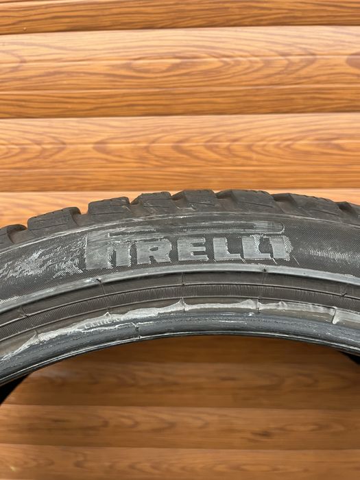 255/35/21 Pirelli 2 opony zimowe