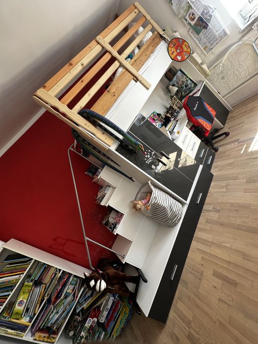 Łózko piętrowe, biurko , szafa