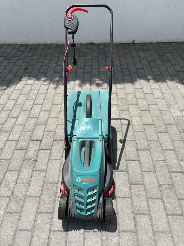 Cortador de relva eletrico Boach Arm 32