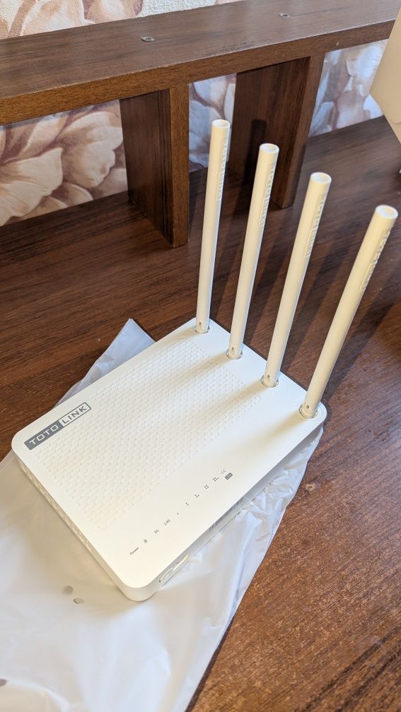 WI-FI роутер Totolink AC1200 A702R