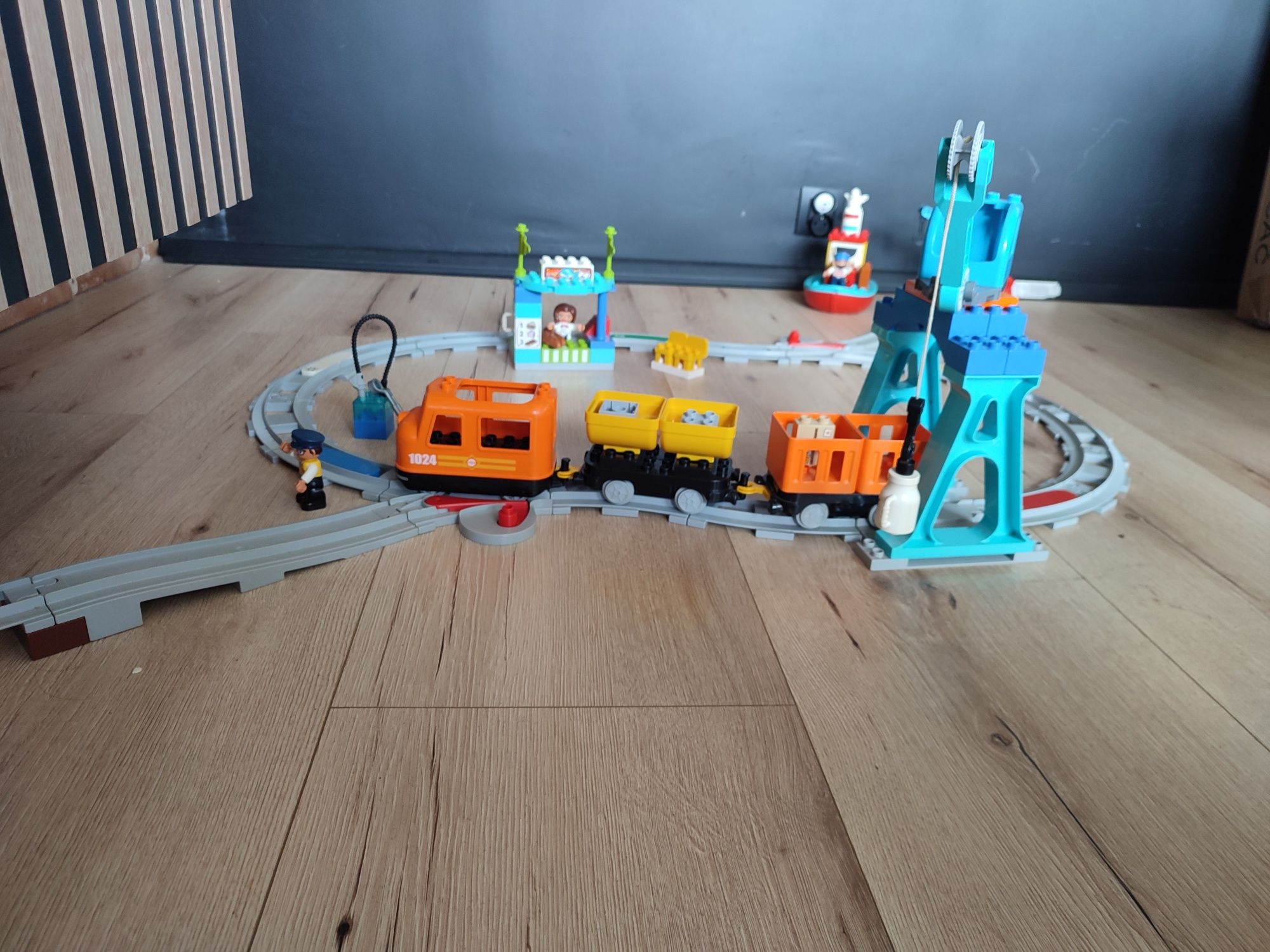 LEGO Duplo pociąg towarowy 10875