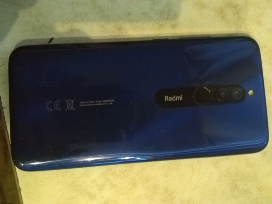 Xiaomi redmi 8 blue, 4/64. Під відновлення або запчастини.