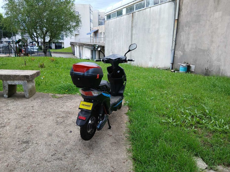 Scooter eletrica