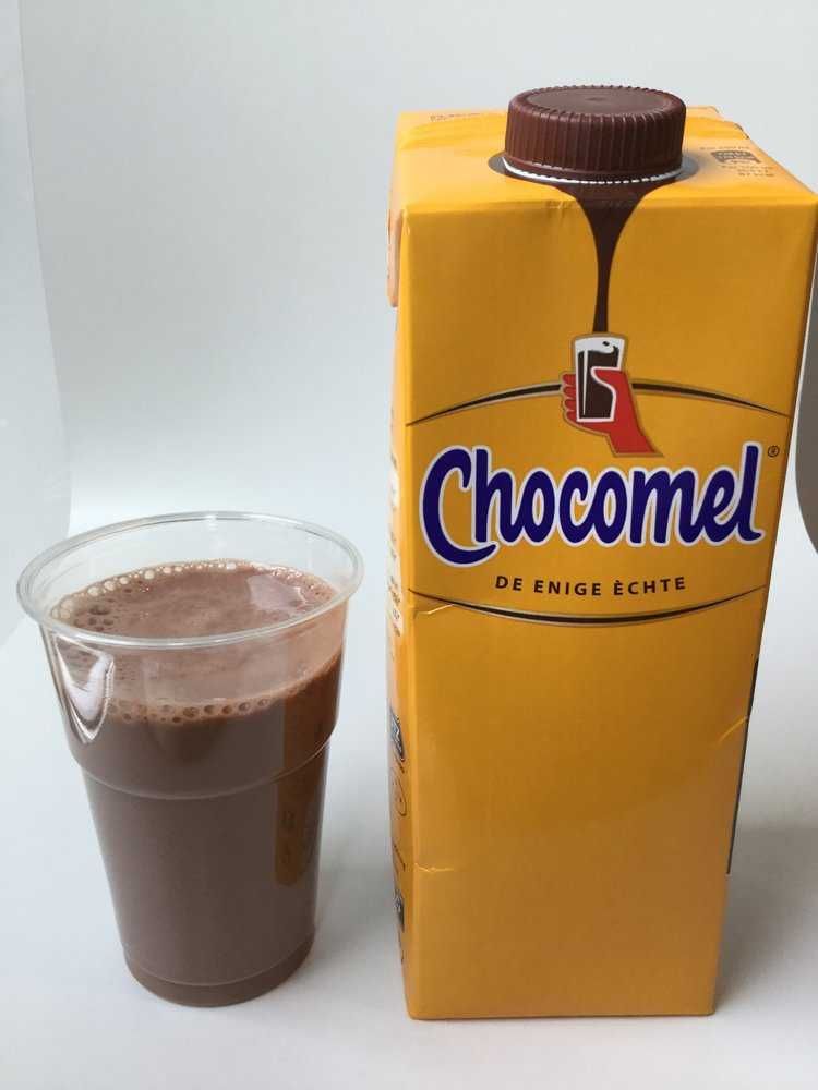 Вкусное шоколадное молоко CHOCOMEL. Молоко с какао 1 литр, Нидерланды.