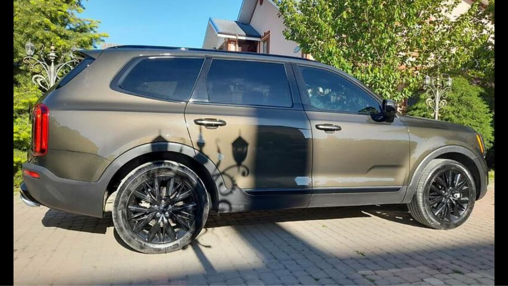 Kia Telluride позашляховик