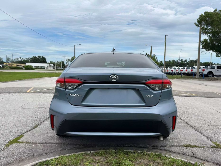 Toyota Corolla      2021