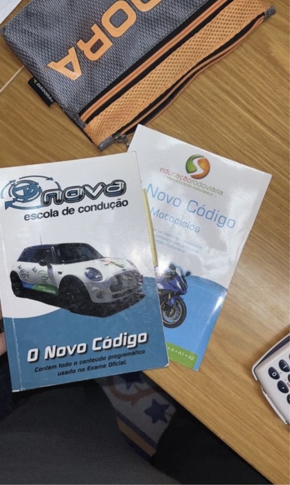 livros de codigo moto e carro