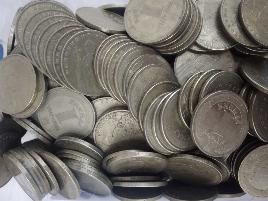 Монети 1 гривня 2004-2014 ( 2 530 шт. одним лотом)