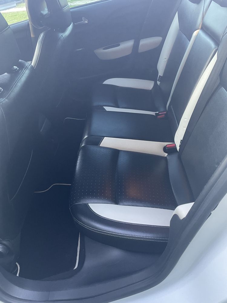 Citroen DS4 1.6 eHdi 2011 r.