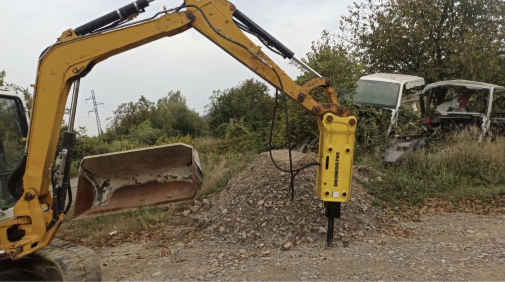 Аренда Мини экскаватора гидромолот экскаватор септик демотаж Камаз Зил