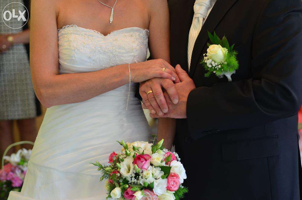 Suknia Ślubna biała 38/40 możliwość regulacji dopasowania stan BDB