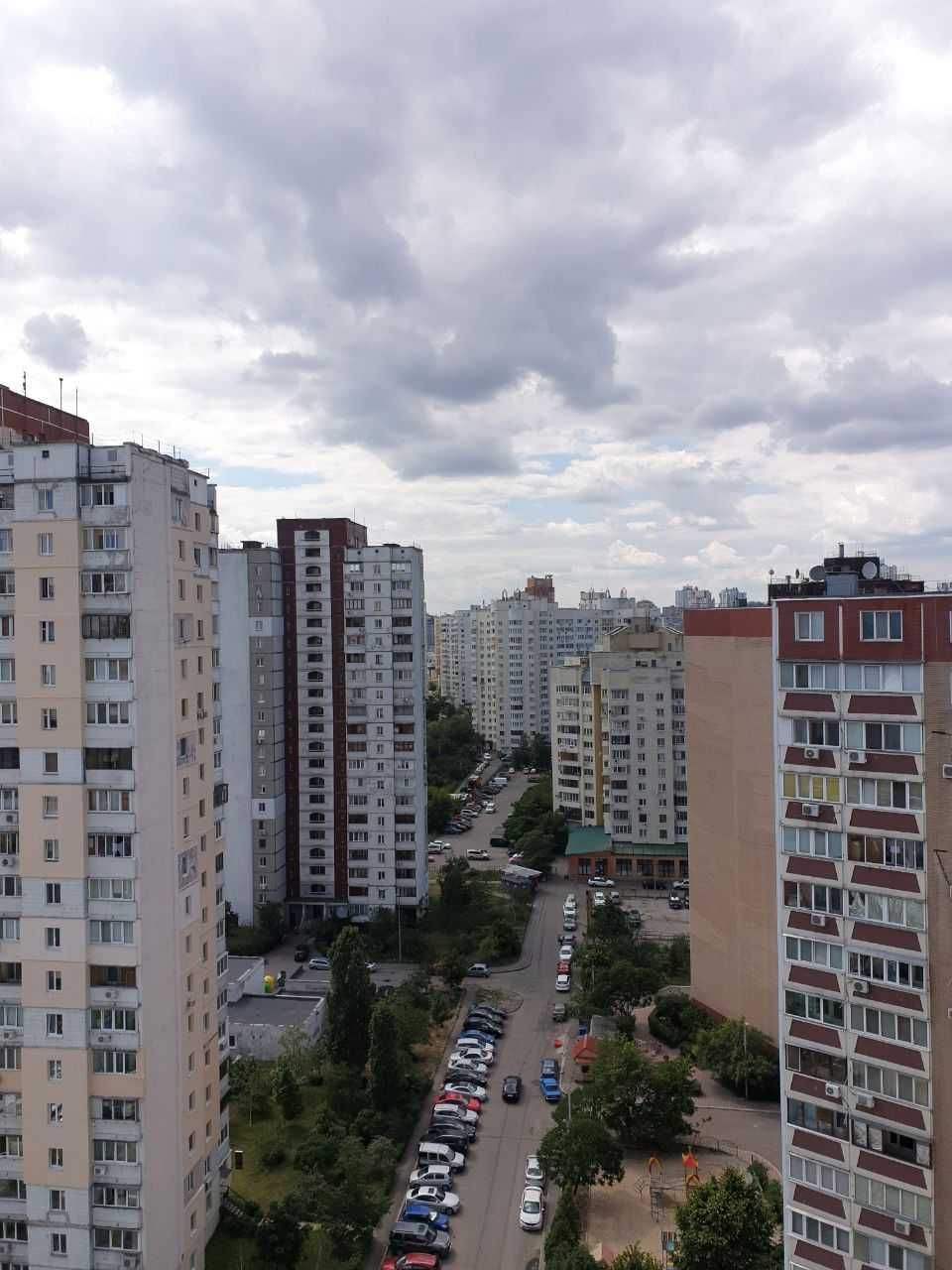 Квартира на метро подобово