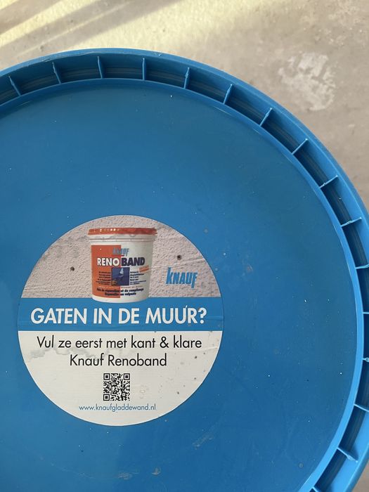 Gładz szpachlowa gotowa masa szpachlowa