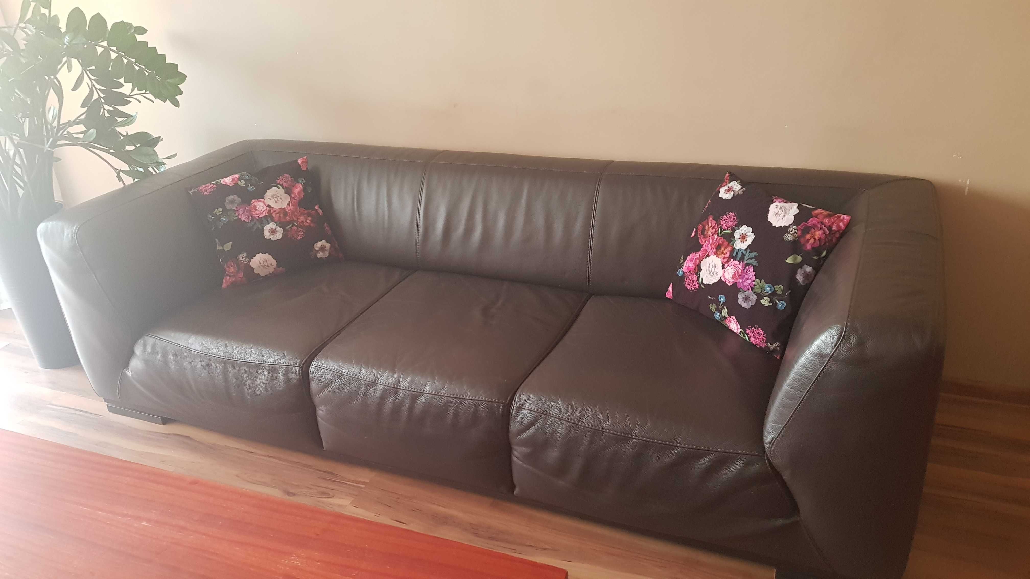 Sofa  ze skóry firmy Nicoline