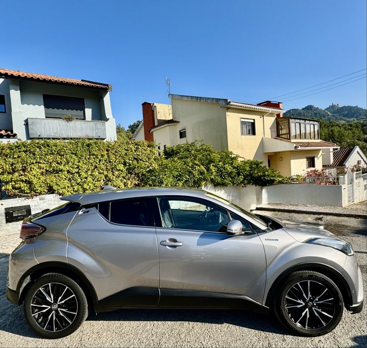 Lindo Toyota C-HR 1.8 híbrido 2019 único dono!