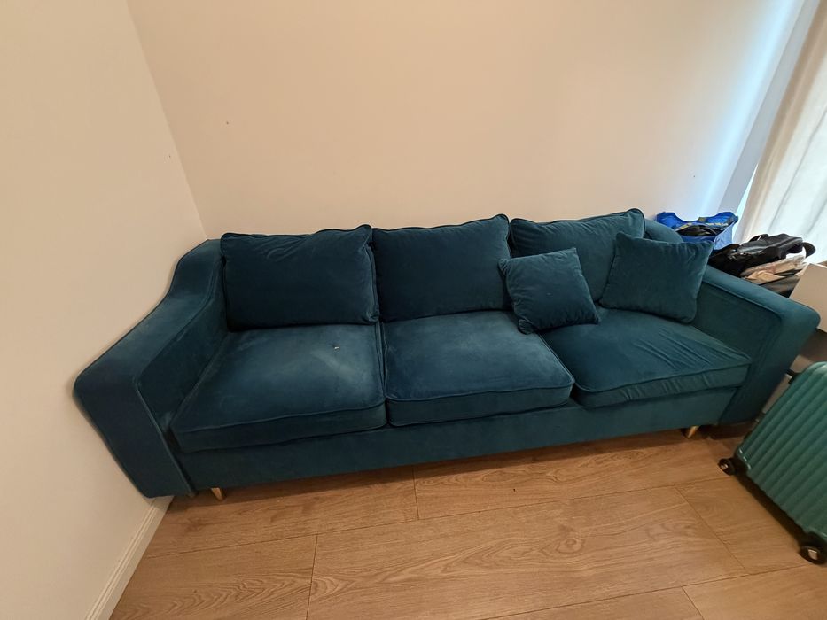 Sofa rozkładana aksamitna zielona Westwing Collection