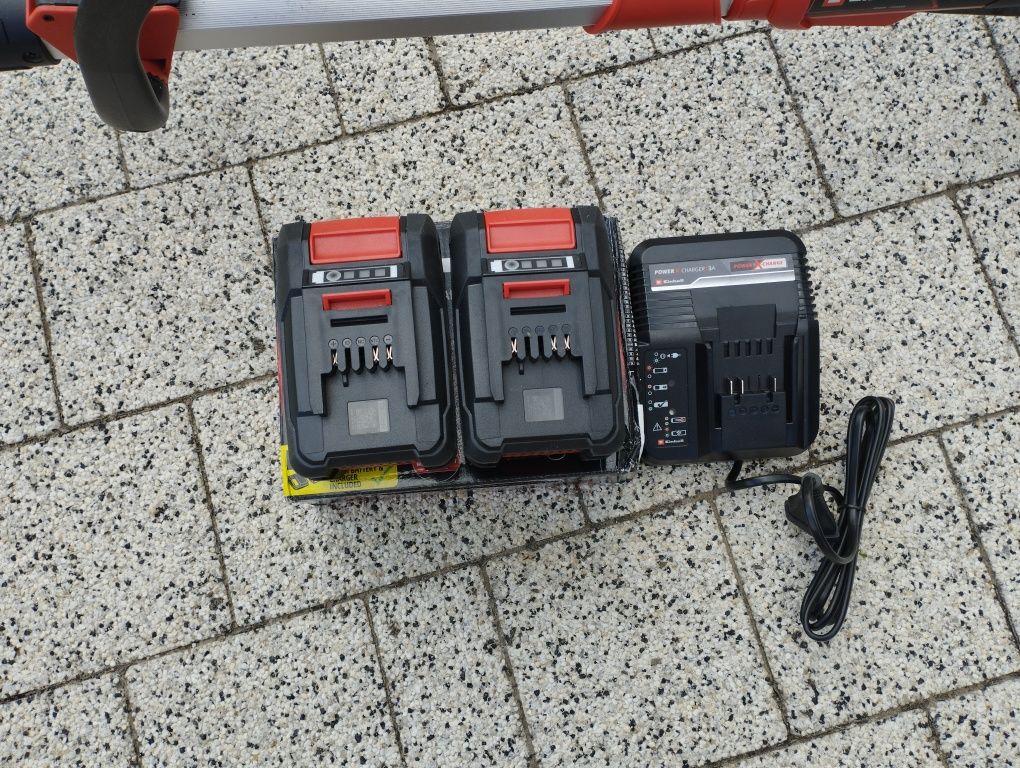 Podkaszarka akumulatorowa Einhell. Zestaw 2 baterie 4,0 mAh ładowarka