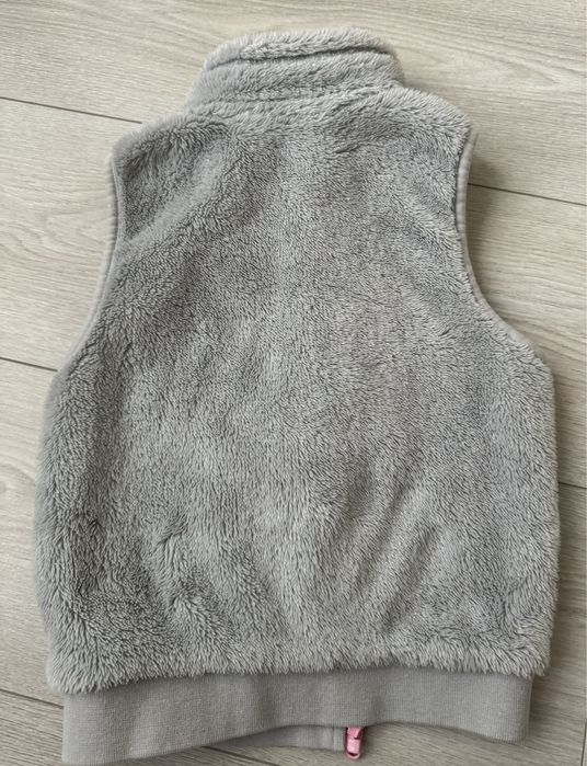 Меховая жилетка H&M, 3-4года