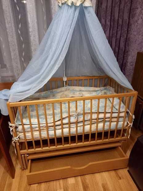 Ліжечко для немовляти