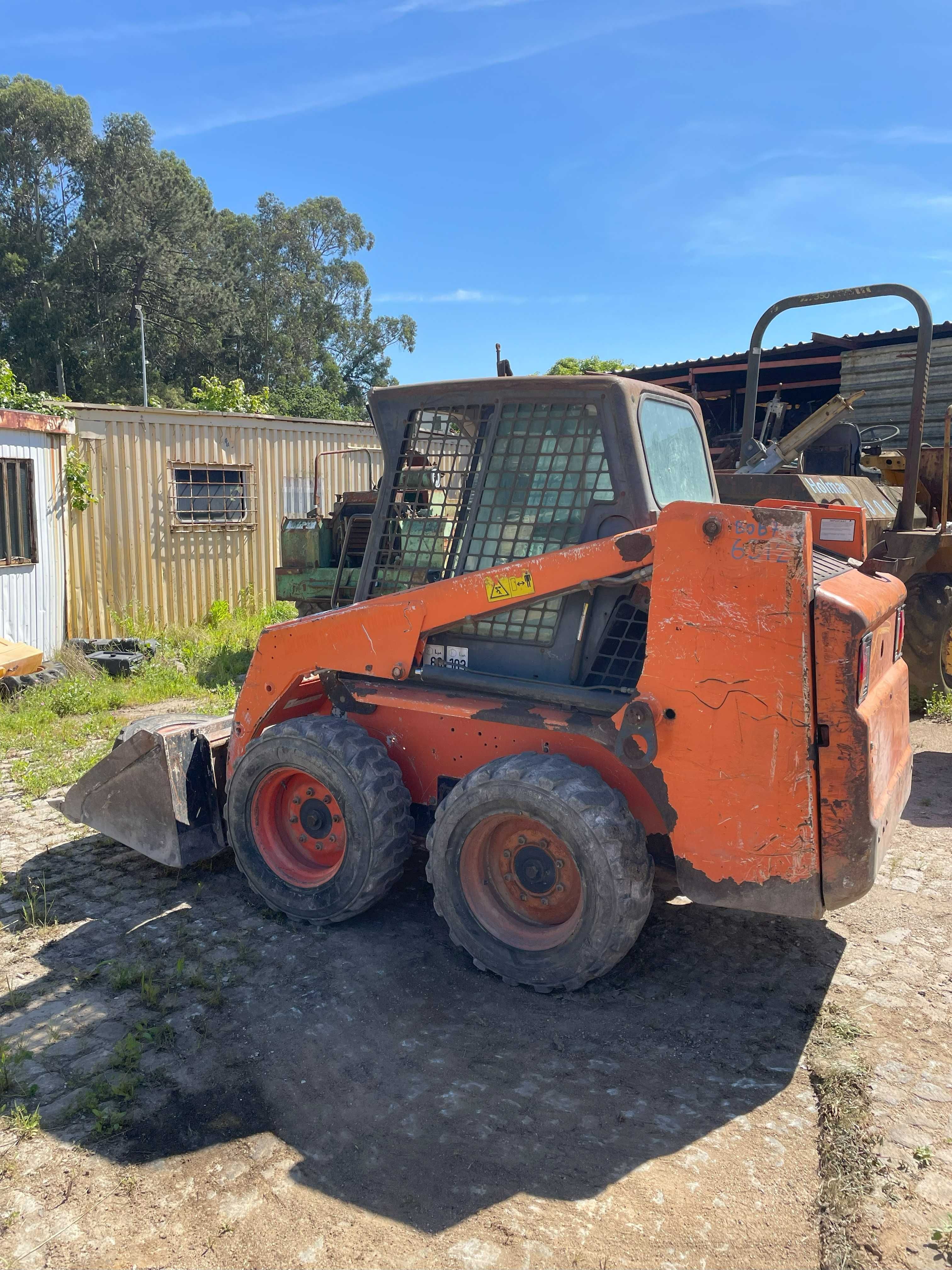 Mini pa Carregadora Bobcat 753